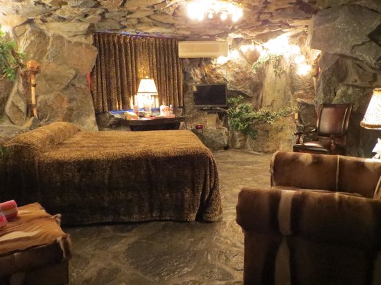 Kamar Hotel Teraneh dan Terunik Sedunia. Ada Kamar BDSM?