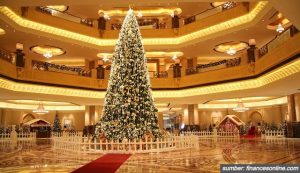 7 Pohon Natal Termahal di Dunia. Percaya Enggak, Ada yang Harganya Melebihi Rumah Mewah! 7 Pohon Natal Termahal di Dunia. Percaya Enggak, Ada yang Harganya Melebihi Rumah Mewah!