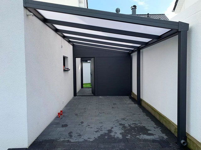 10 Inspirasi Desain Carport Modern dengan Tampilan Keren. Mana Favoritmu?