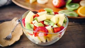 cara membuat salad buah mudah