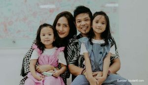 Mengintip Isi Rumah Artika Sari Devi dan Baim Guitar yang Minimalis | Kebun Sayurannya Bikin Iri!