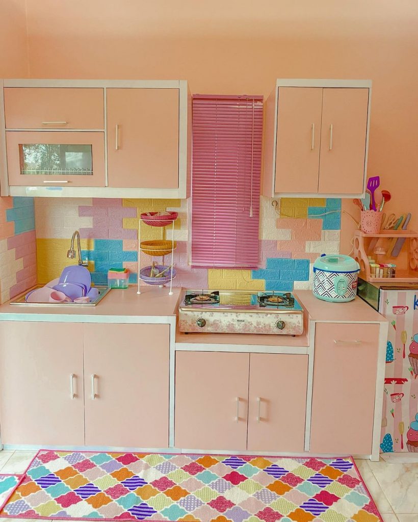 dapur warna peach