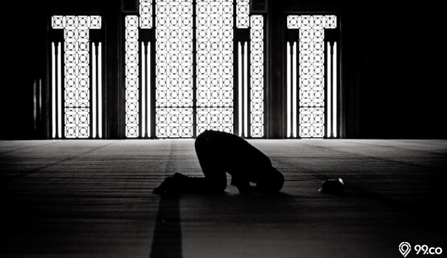 Bacaan, Tata Cara, dan Waktu Melakukan Sujud Sahwi, Jangan Sampai Keliru!