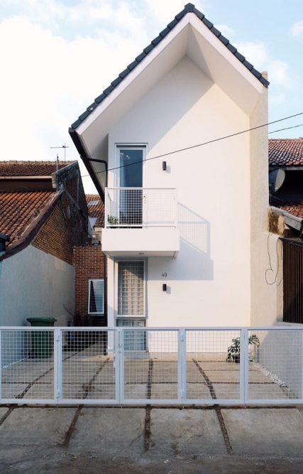 rumah mungil compact