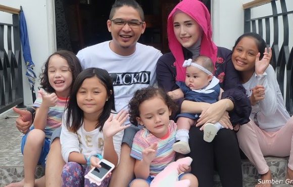 13 Potret Rumah Pasha Ungu yang Luasnya Kebangetan | Mewah dan Nyaman!