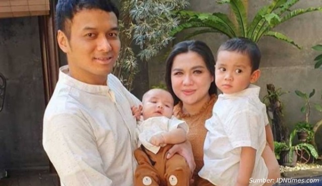 11 Potret Rumah Klasik Vicky Shu di Tangerang, Ada Kamar Nyi Roro Kidul!
