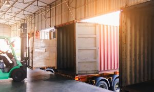 10 Pilihan Jasa Pengiriman Barang Besar dan Berat. Mana yang Paling Murah?