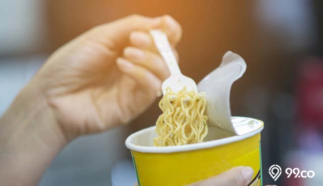 stok makanan instan rumahan
