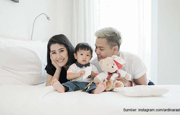 rumah ardina rasti dan dwi andhika