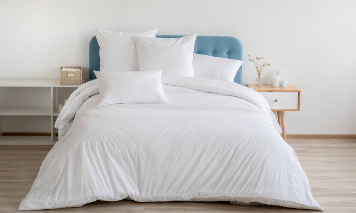 6 Rekomendasi Merek dan Harga Bed Cover Terbaik yang Bisa Kamu Beli. Terbaru 2023!