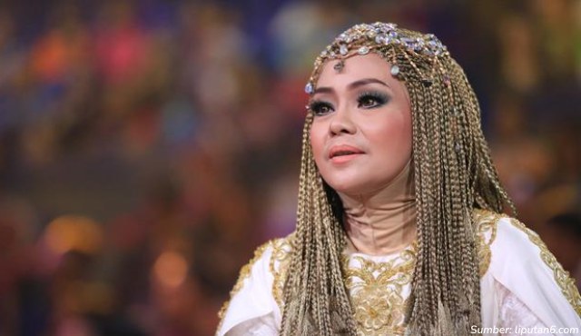 10 Potret Rumah Iyeth Bustami Penyanyi “Laksmana Raja di Laut”, Luas dengan Fasilitas Lengkap!