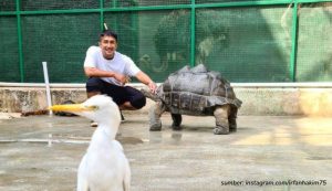 Bagai di Alam Liar, Berikut 3 Artis yang Mempunyai Kebun Binatang Pribadi di Rumahnya!