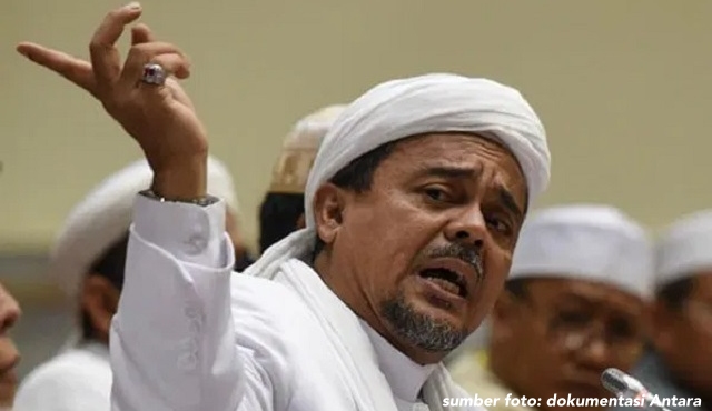 Viral Video Habib Rizieq Melarang Umat Muslim Ucapkan Selamat Natal. Ini Alasannya!