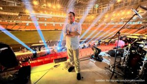 Cek Sound dengan Band yang Tidak Mengeluarkan Suara Sumbang, Gubernur Anies: JIS Bisa Dipakai Konser Musik. Warganet: Anies For Presiden 2024!