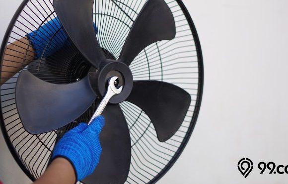 penyebab kipas angin panas dan tidak berputar