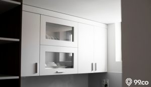 5 Inspirasi Rak Piring Kitchen Set yang Bikin Dapurmu Rapi. Suka yang Mana?