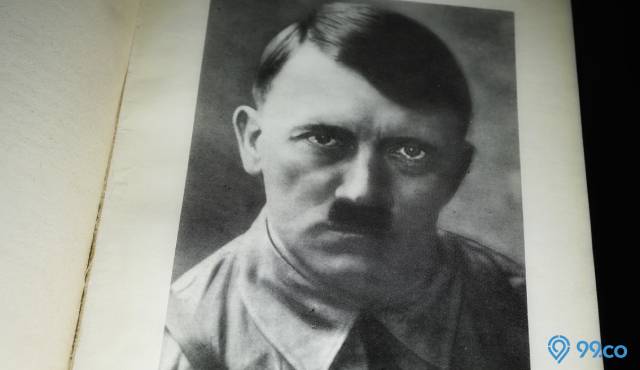 Misteri Makam Adolf Hitler di Surabaya. Pernah Ditelusuri Langsung oleh Tri Rismaharini?