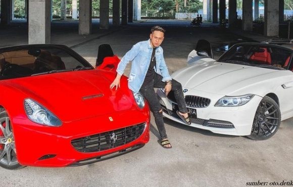 Disita Polisi, Intip Isi Garasi Indra Kenz yang Penuh Super Car. Totalnya Sampai Puluhan Miliar Rupiah!