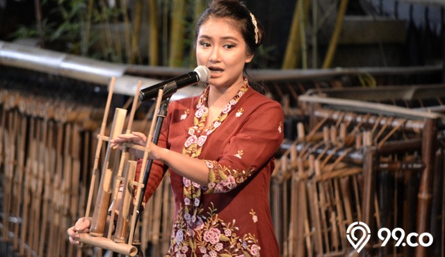 cara memainkan angklung