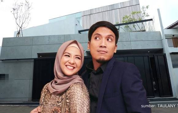 rumah baru desta mahendra