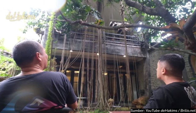 Bikin Irfan Hakim Takjub, Begini 7 Potret Rumah Pengusaha Kaya Haji Asari di Jakarta. Bak Hutan di Tengah Kota!