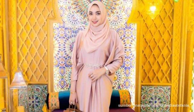 Pensiun Jadi Superhero, Ini Potret Rumah Nadia Stefanie ‘Saras 008’ yang Mewah Berbalut Emas!