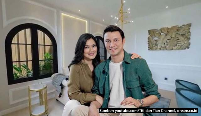 Menilik 5 Potret Studio Titi Kamal yang Super Mewah. Ada Mini Bar di Dalamnya!