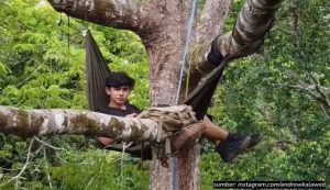 Dijuluki Tarzan Indonesia, Ini 7 Potret Rumah Andrew Kalaweit yang Berada di Tengah Hutan Kalimantan. Fasilitasnya Modern dan Lengkap!