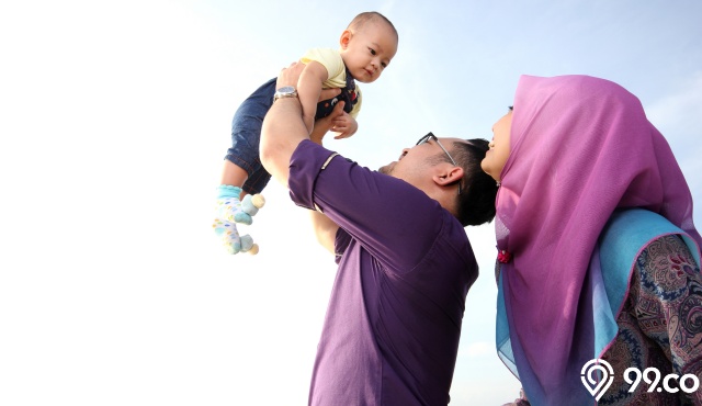 rangkaian nama bayi perempuan islami yang cantik 3 kata