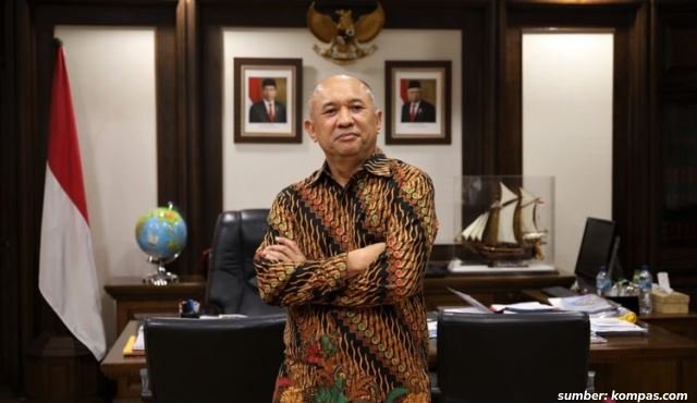 5 Potret Ruang Kerja Menteri Termiskin di Kabinet Indonesia Maju Era Jokowi. Elegan, Didominasi Unsur Kayu!