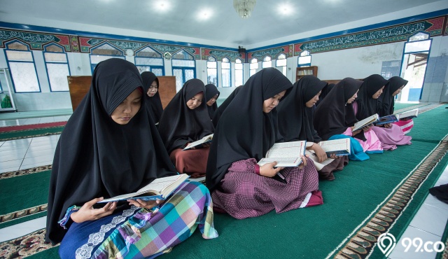 Inilah Alasan Kenapa di Pesantren Banyak Terjadi Kasus Pemerkosaan. Bikin Merinding…