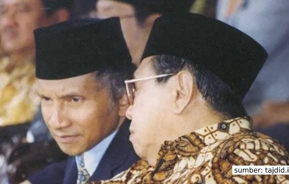 amien rais vs gus dur