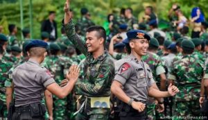 Segini Perbandingan Gaji TNI vs Polisi dari Tamtama hingga Perwira. Bagai Langit dan Bumi?