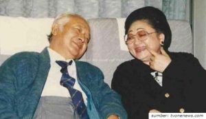 Sempat Diacuhkan, Kata-Kata Tien Soeharto Ini Justru Terbukti Dua Tahun setelah Kematiannya. Ada Hubungannya dengan Soeharto!