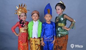 38 Ragam Pakaian Adat Indonesia Lengkap dari Seluruh Provinsi Dan Gambarnya