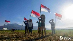 5 Contoh Pidato Tentang Kemerdekaan Singkat yang Penuh Makna. Mudah Disampaikan!