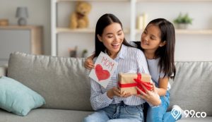 3 Contoh Cerpen tentang Ibu yang Singkat dan Menyentuh Hati. Penuh Makna Kehidupan!