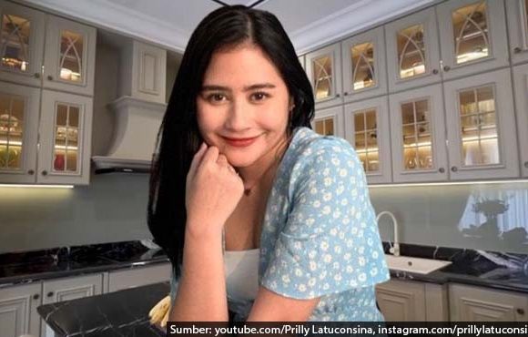 5 Penampakan Dapur Prilly Latuconsina di Rumah Mewahnya. Ada di Setiap Lantai!