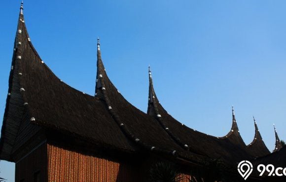 7 Rumah Adat Tahan Gempa di Indonesia, Bangunan Asli Warisan Nenek Moyang!