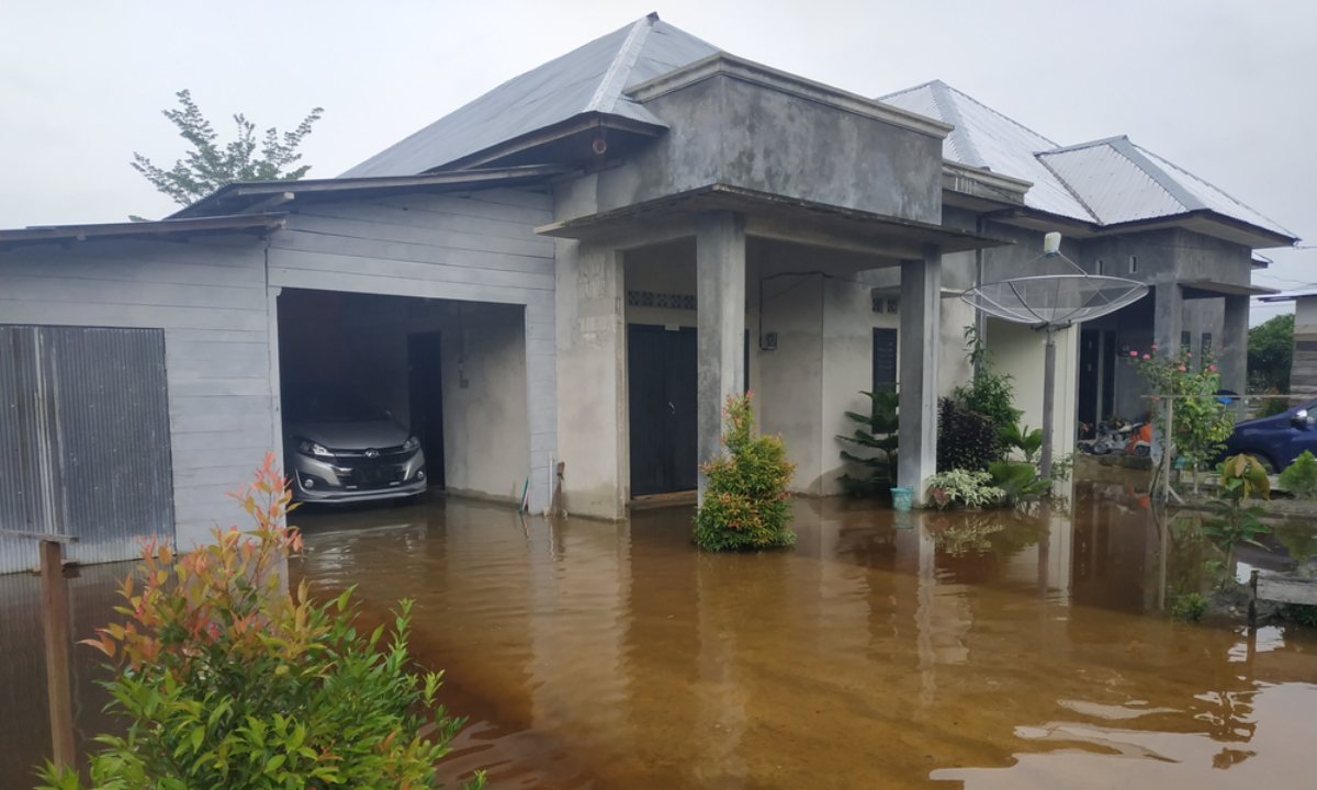 rumah banjir