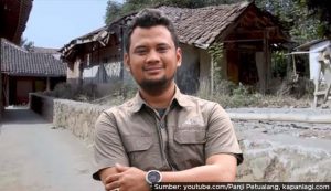 5 Potret Rumah Masa Kecil Panji Petualang yang Terbengkalai. Bangunannya Hampir Roboh!