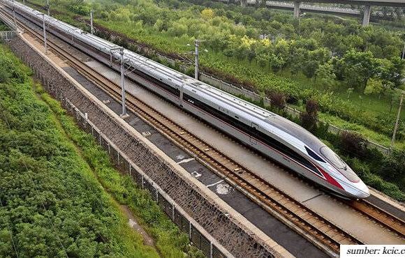 Hadapi Potensi Gempa, Manajemen Pastikan Struktur Prasarana Kereta Cepat Didesain Tahan Goncangan hingga Magnitudo 8. Canggih!