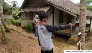 Bikin Takjub! Penampilan Rumah Panggung di Banten Ini Sangat Sederhana, tapi Interiornya…