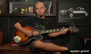 Mewah dan Kece! Inilah Potret Rumah 5 Gitaris Band Indonesia yang Hits