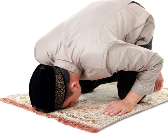 niat sholat maghrib