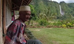 Tolak Tawaran Rp2,5 Miliar, Inilah Potret Rumah Surga di Cianjur Milik Abah Jajang. Punya Pemandangan Bak Negeri Dongeng!
