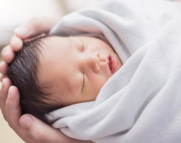 bacaan adzan bayi