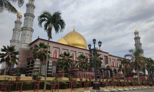 Subhanallah, Inilah Deretan Masjid Terbesar di Jawa Barat. Arsitekturnya Luar Biasa!