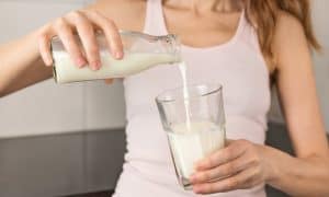 7 Rekomendasi Susu Penurun Berat Badan, Optimalkan Program Dietmu!