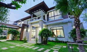desain taman depan rumah mewah